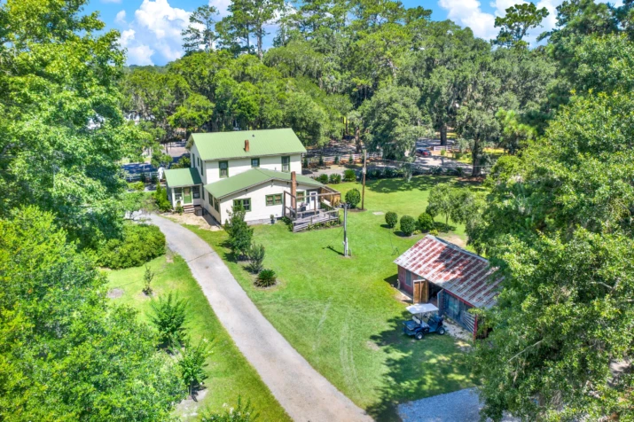 Aerial view of McIntosh Manor RV Park and Retreat